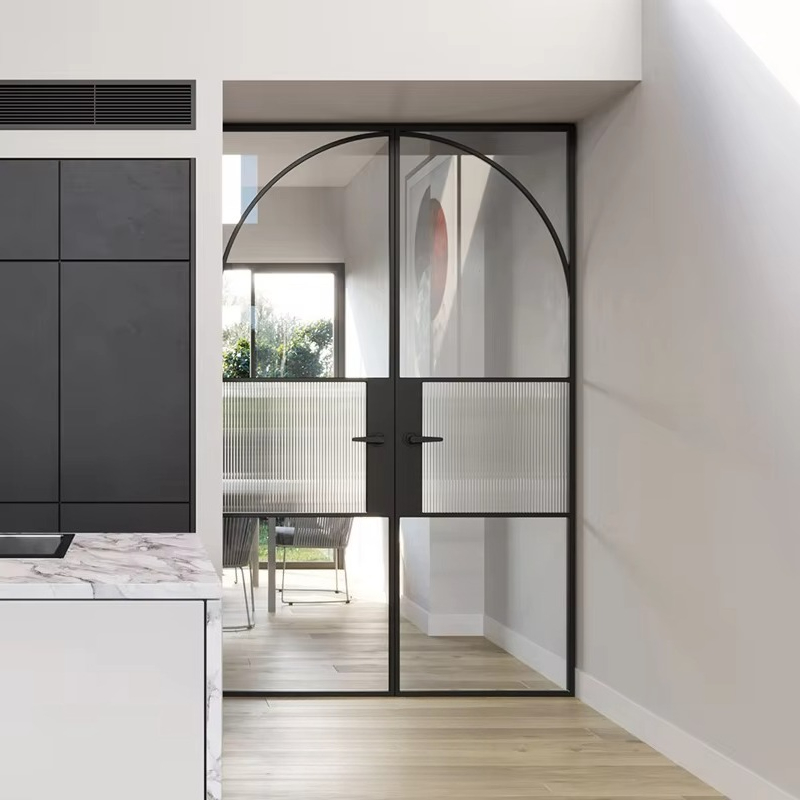 Commercial Kitchen Interior - Zeitgenössische Schiebetür aus Glas mit schwarzem